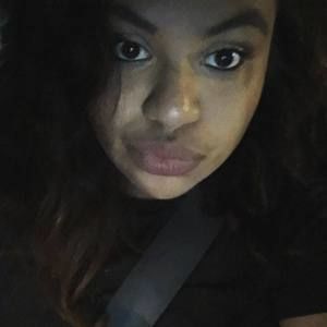 Meet your Posher, Daniela